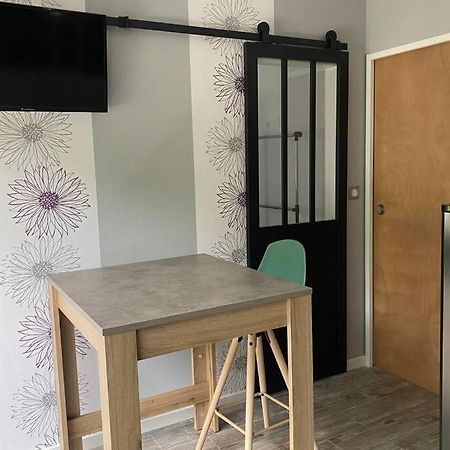 Вилла Ravissant Pied A Terre Pour Deux. Gourin Экстерьер фото
